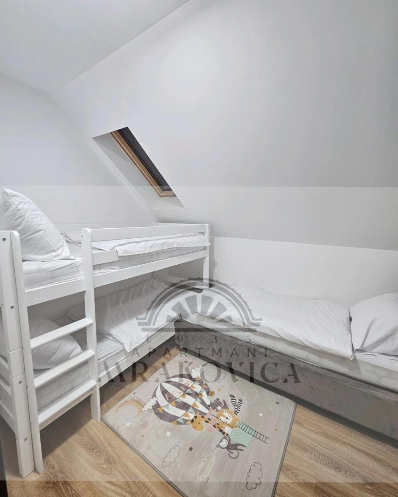 Mrakovica 1935 Apartment Prijedor Bagian luar foto
